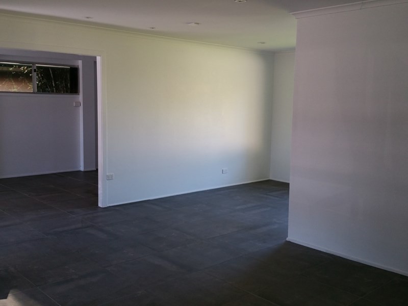 14 Ashmore Road, Bundall QLD 4217