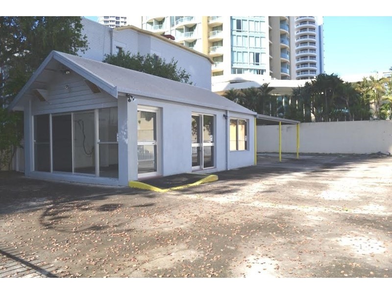 32 Tricket Street, Surfers Paradise QLD 4217