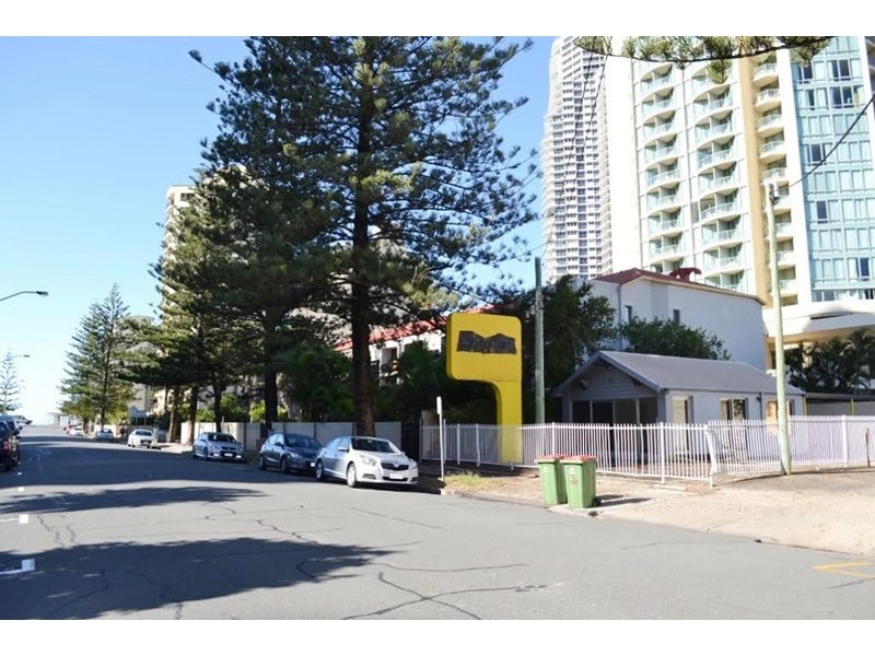 32 Tricket Street, Surfers Paradise QLD 4217