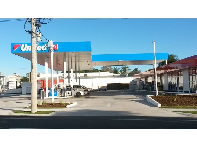 Shop 1/13 Frank Steet, Labrador QLD 4215