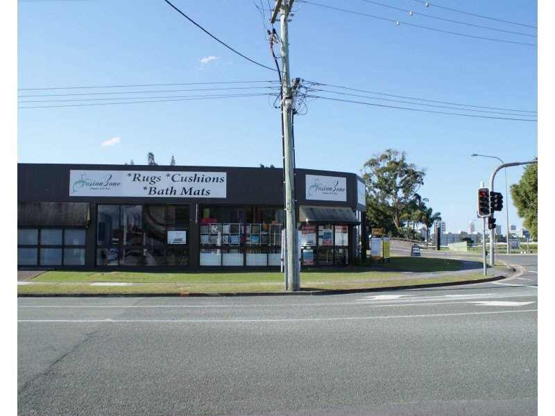 1 Strathaird Road, Bundall QLD 4217