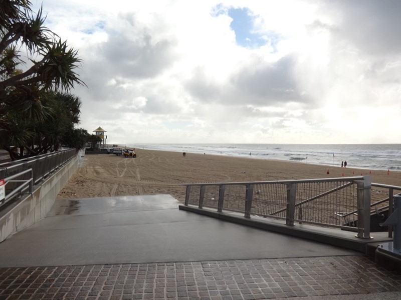 25/7-9 Trickett Street, Surfers Paradise QLD 4217