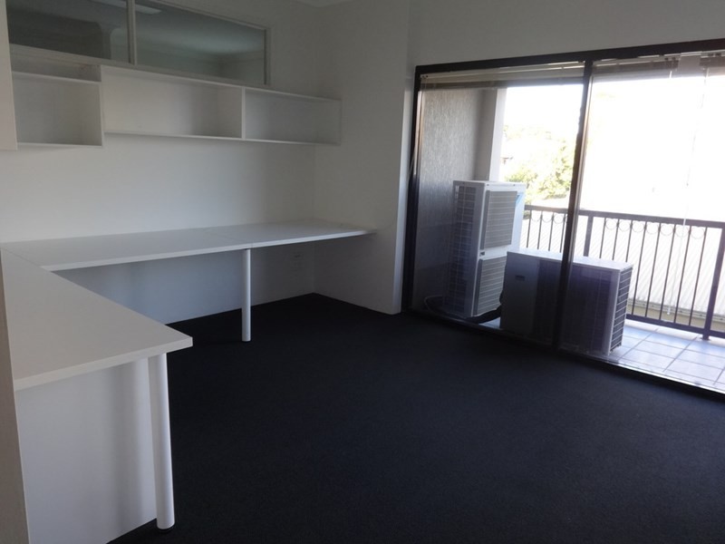 9/189 Ashmore Road, Bundall QLD 4217