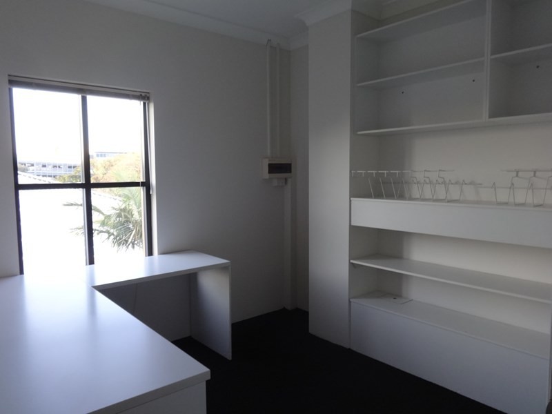 9/189 Ashmore Road, Bundall QLD 4217