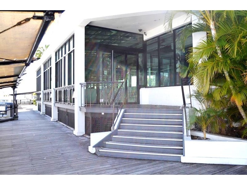 R1, T26, 74 Seaworld Drive, Main Beach QLD 4217