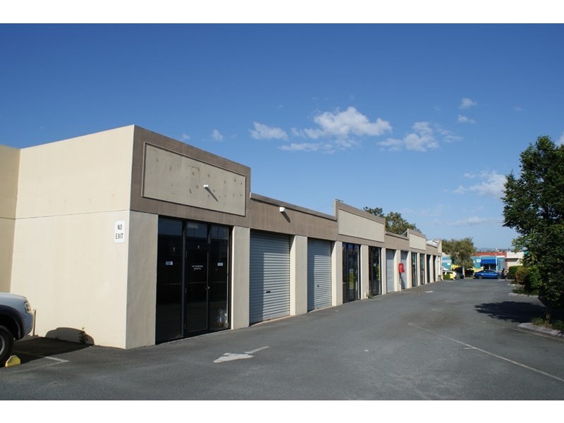 Shop 4, 64 Machinery Drive, Tweed Heads NSW 2485