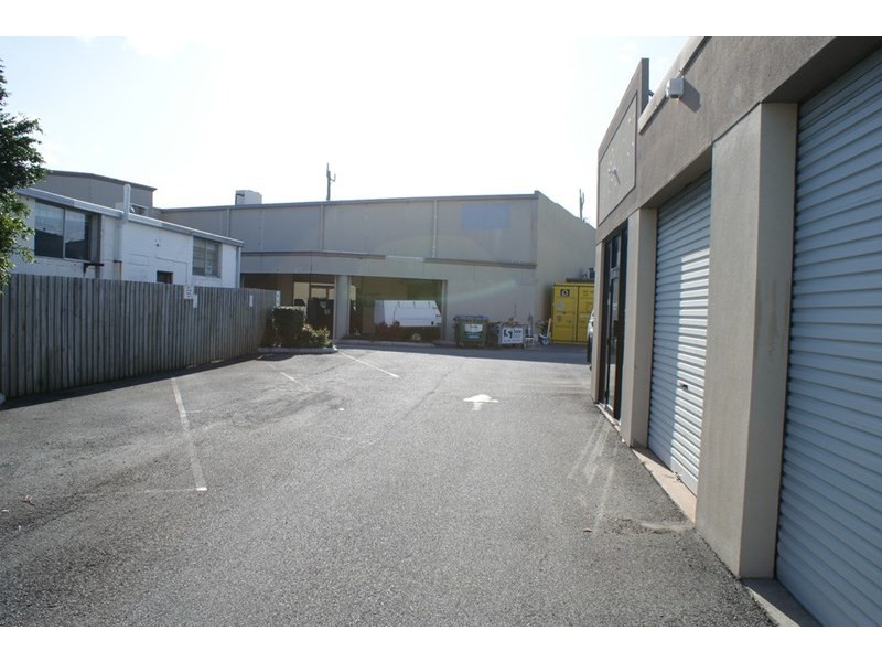 Shop 4, 64 Machinery Drive, Tweed Heads NSW 2485