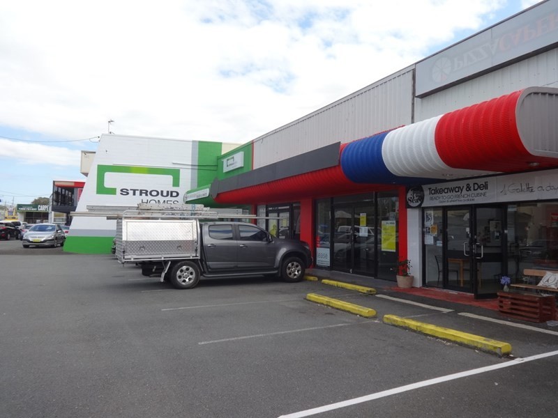 2and3/135-137 Minjungbal Drive, Tweed Heads NSW 2485