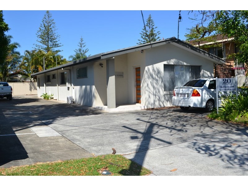 20 Ashmore Road, Bundall QLD 4217