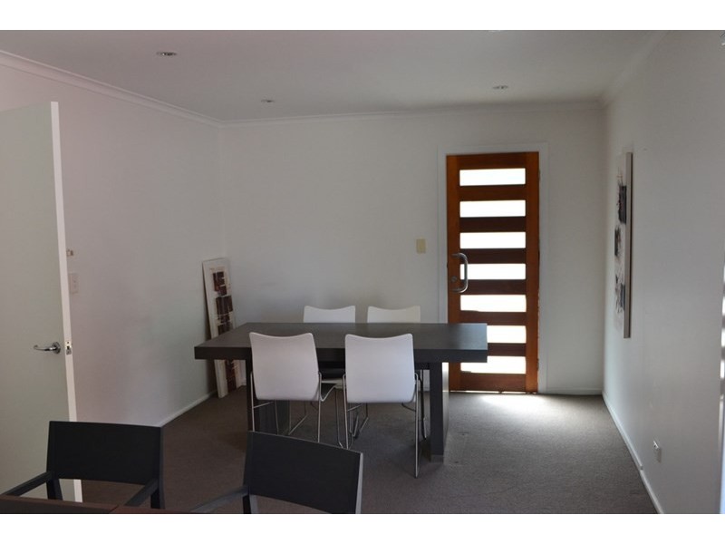 20 Ashmore Road, Bundall QLD 4217