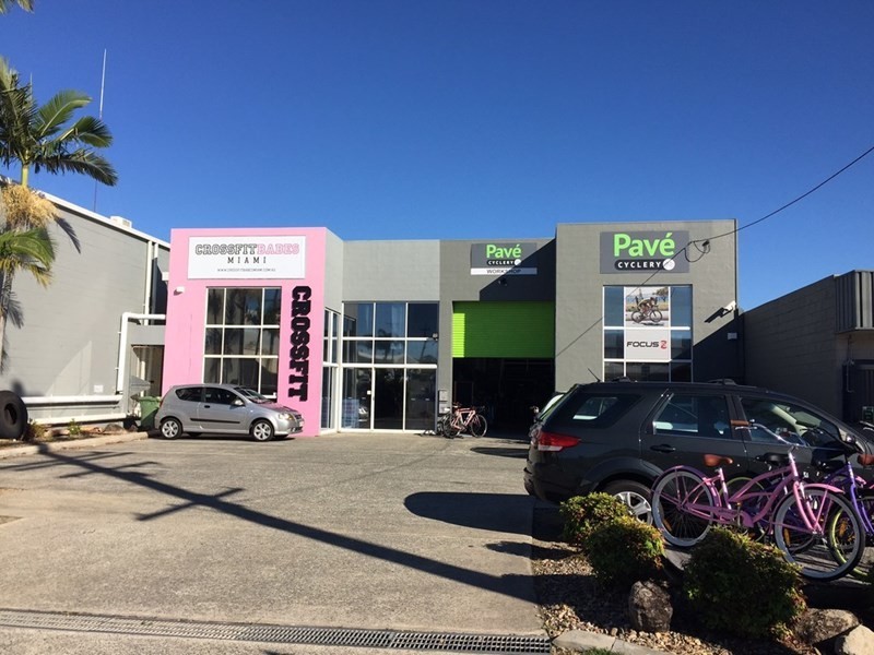 2/31 Hillcrest Parade, Miami QLD 4220