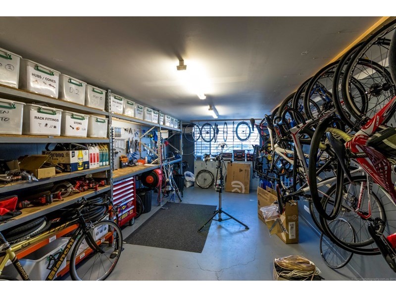 2/31 Hillcrest Parade, Miami QLD 4220