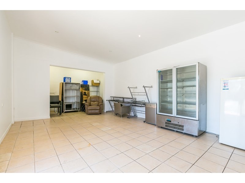 2A/42 Currumbin Creek Road, Currumbin QLD 4223