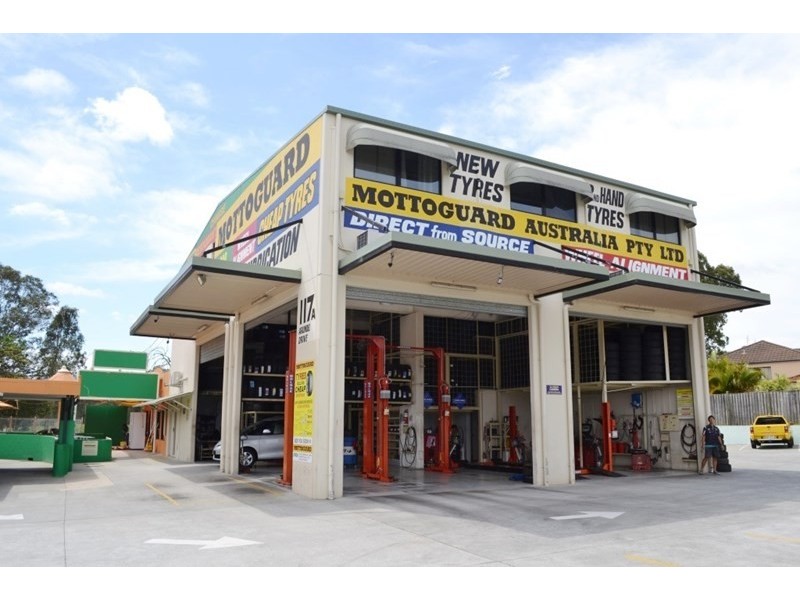 T1, 117a Arundel Drive, Arundel QLD 4214