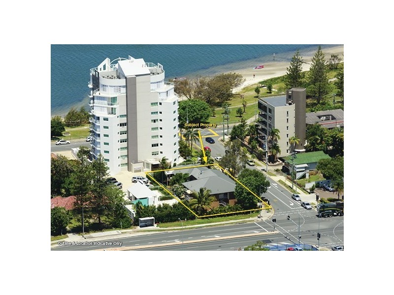 3 Central Street, Labrador QLD 4215