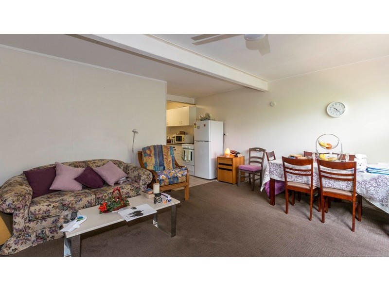 3 Central Street, Labrador QLD 4215