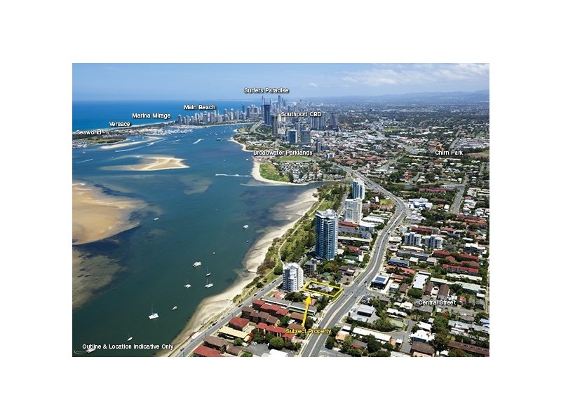 3 Central Street, Labrador QLD 4215