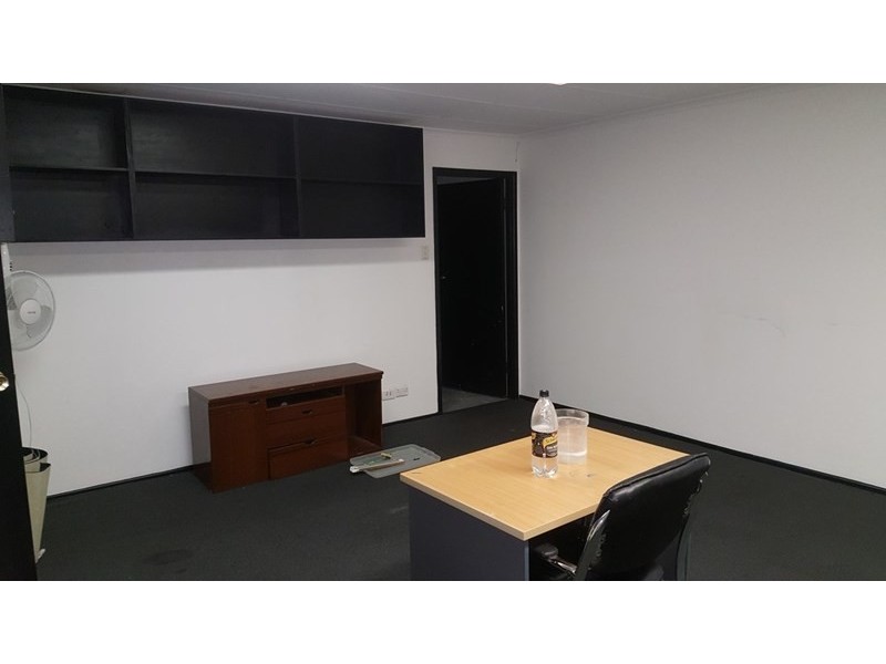 2b and 5/10 Strathaird Road, Bundall QLD 4217