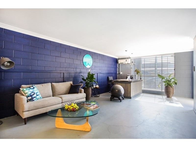 1/31 Hillcrest Parade, Miami QLD 4220