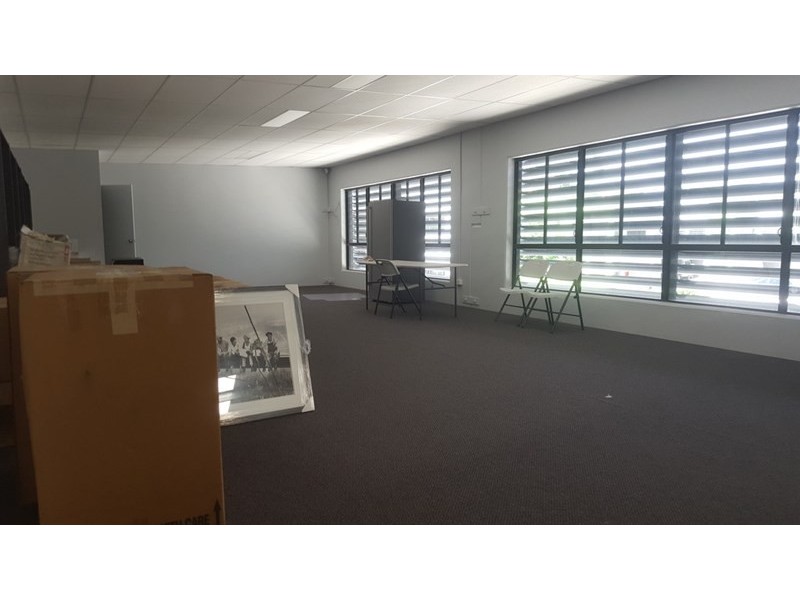 9/15 Industrial Avenue, Molendinar QLD 4214