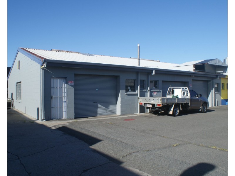 2/110 Bundall Road, Bundall QLD 4217