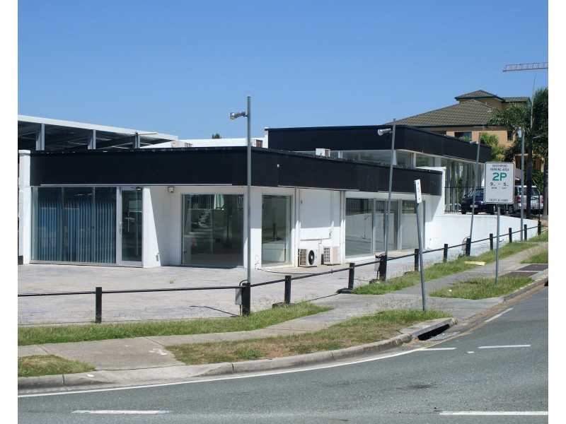 17 Ferry Road, Southport QLD 4215