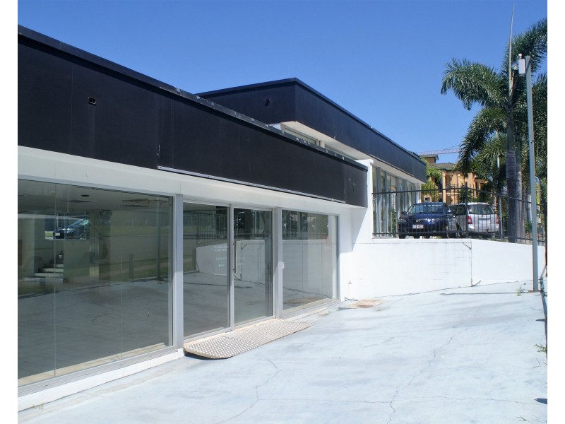 17 Ferry Road, Southport QLD 4215