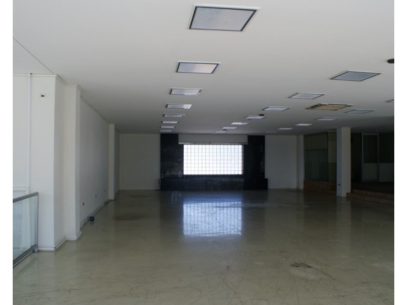 17 Ferry Road, Southport QLD 4215