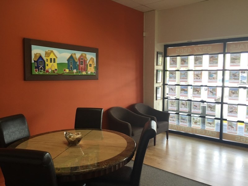 Shop 11, Hansford, Coombabah QLD 4216