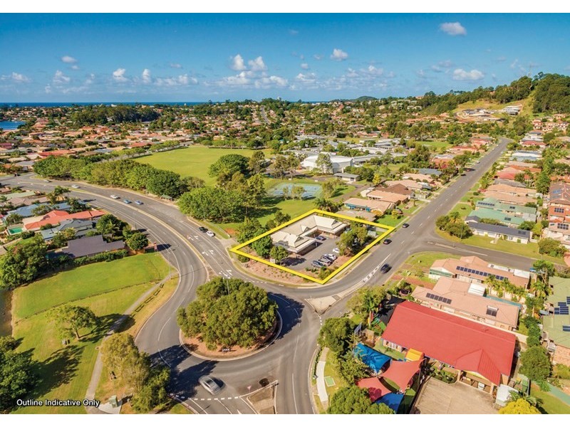 2 Saffron Street, Elanora QLD 4221