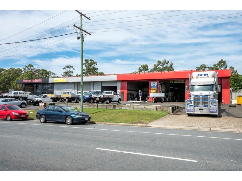 10-12 Ivan Street, Arundel QLD 4214