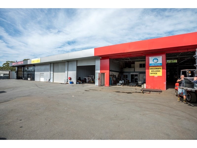 10-12 Ivan Street, Arundel QLD 4214