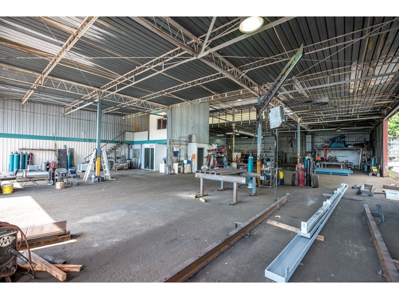 10-12 Ivan Street, Arundel QLD 4214