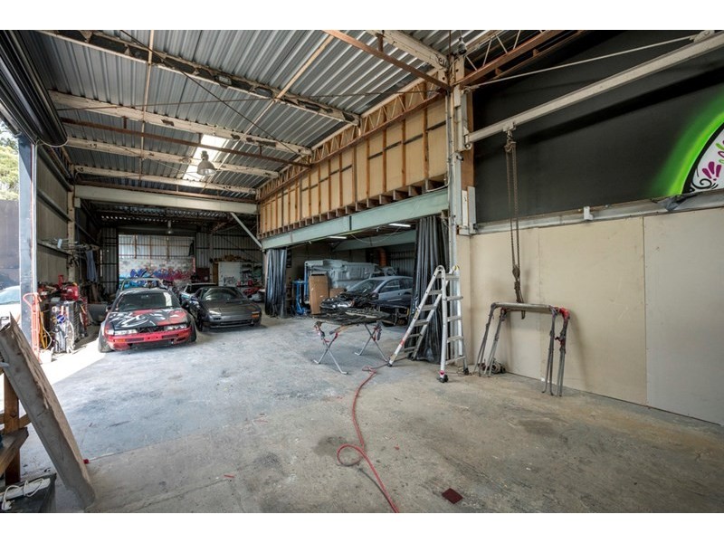 10-12 Ivan Street, Arundel QLD 4214