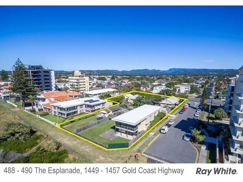 488-490 The Esplanade, Palm Beach QLD 4221