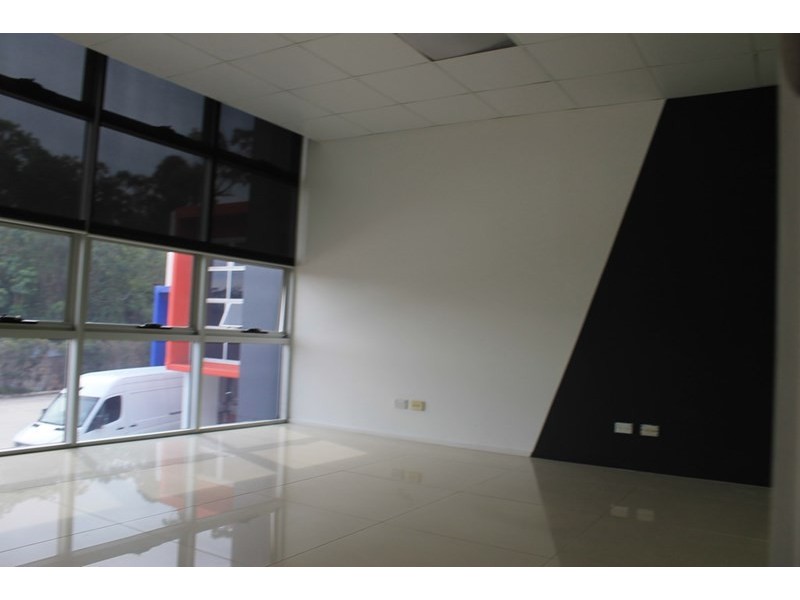 507 Olsen Avenue, Molendinar QLD 4214