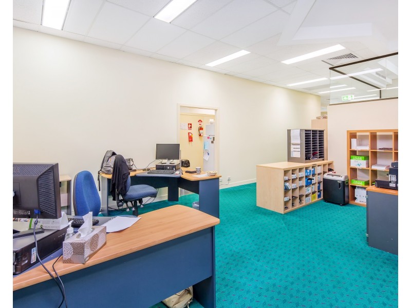 42 Bundall Road, Bundall QLD 4217