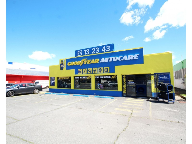 110 Bundall Road, Bundall QLD 4217