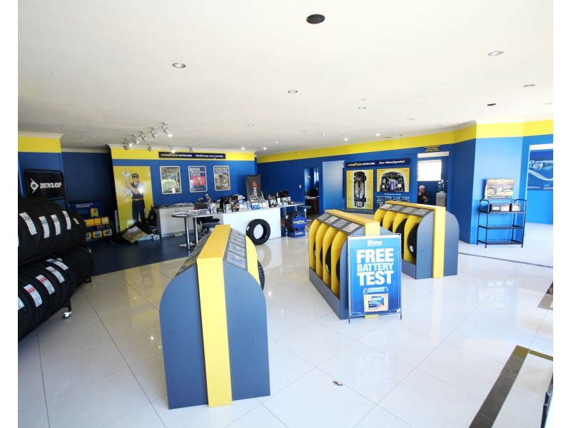 110 Bundall Road, Bundall QLD 4217