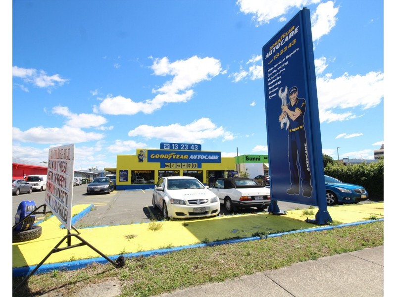 110 Bundall Road, Bundall QLD 4217