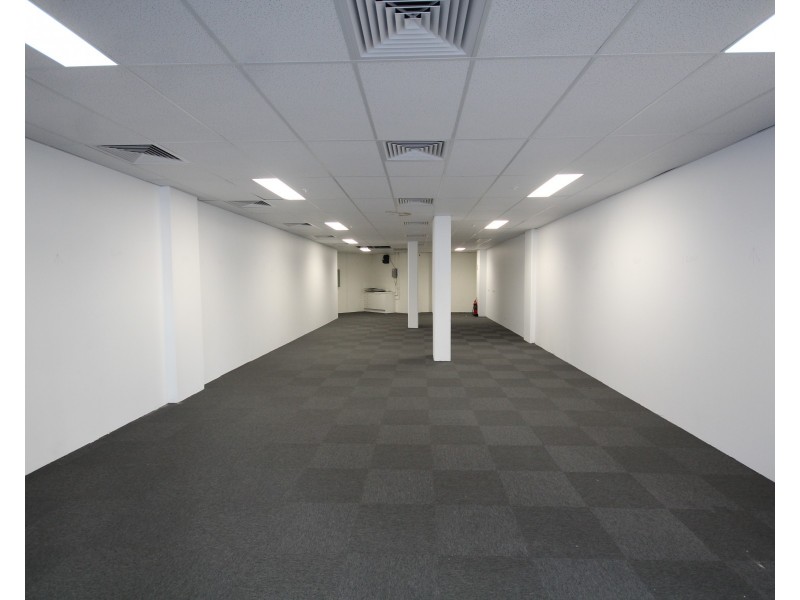 7-11 Elkhorn Avenue, Surfers Paradise QLD 4217