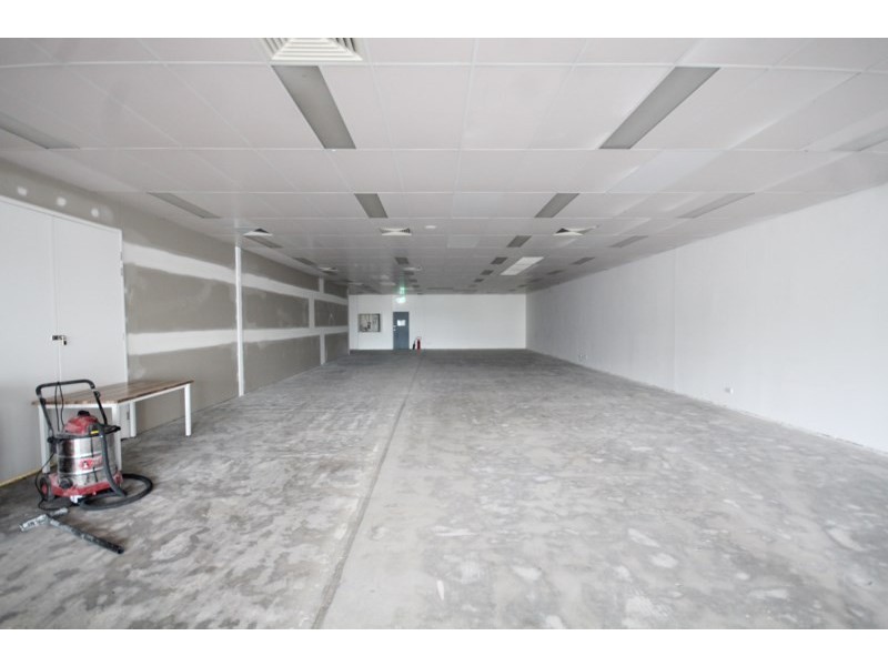 Shop 3/160 Old Pacific Highway, Oxenford QLD 4210