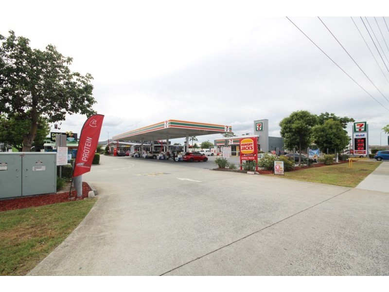 Shop 3/160 Old Pacific Highway, Oxenford QLD 4210