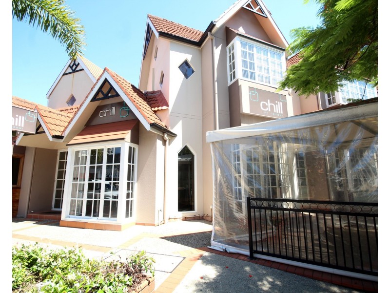 Shop 10/26-30 Tedder Avenue, Main Beach QLD 4217