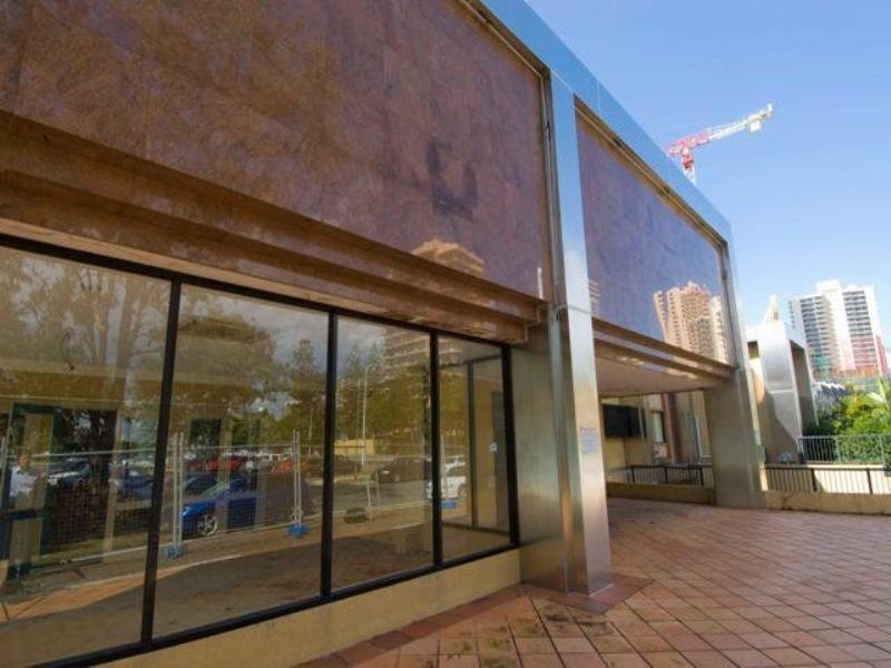 18 Remembrance Drive, Surfers Paradise QLD 4217