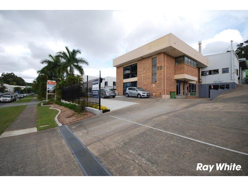28 Commercial Drive, Ashmore QLD 4214