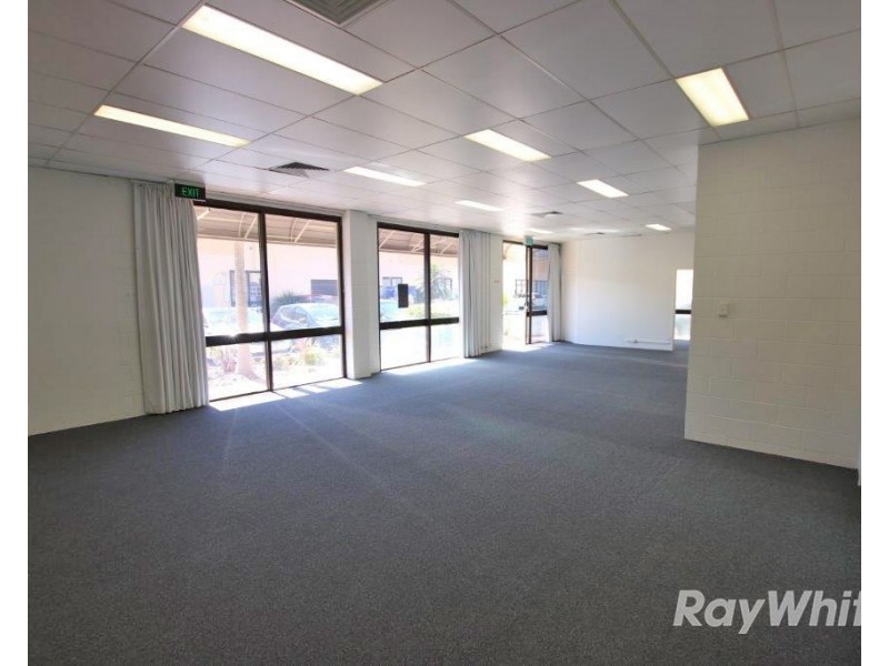 55 Upton Street, Bundall QLD 4217