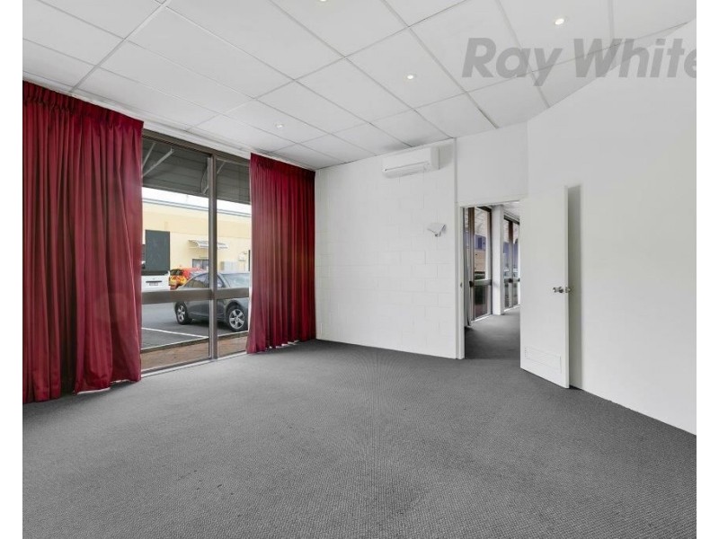 55 Upton Street, Bundall QLD 4217