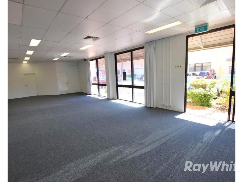 55 Upton Street, Bundall QLD 4217
