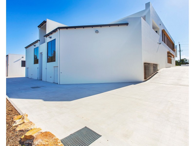 108 Siganto Drive, Helensvale QLD 4212